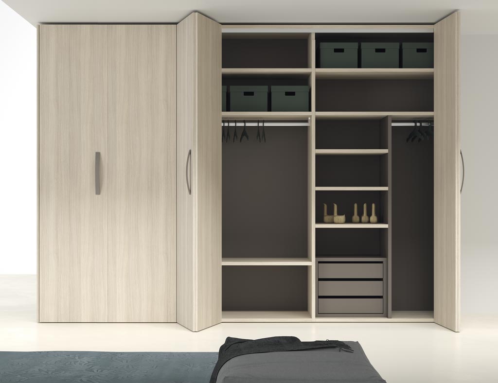 Armario de puertas batientes o puertas plegables, ¡tú eliges!