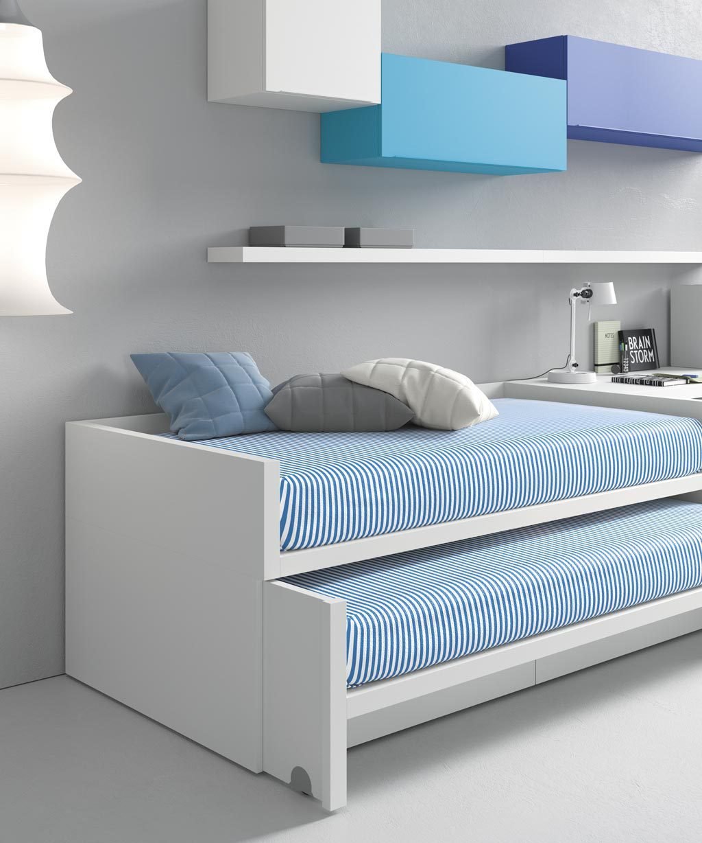 Si lo prefieres la cama inferior de arrastre puede no tener lateral para que quede más accesible