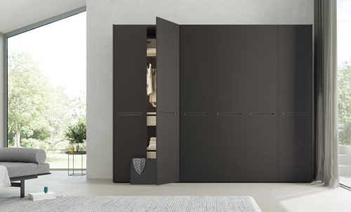Armario batiente de seis puertas con el tirador modelo Neo