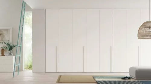 Armarios: ¿puertas correderas o batientes? - Blog de Topmueble