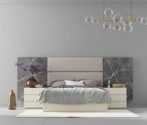 Dormitorio con el cabecero modelo Due tapizado con alas con acabado Stone